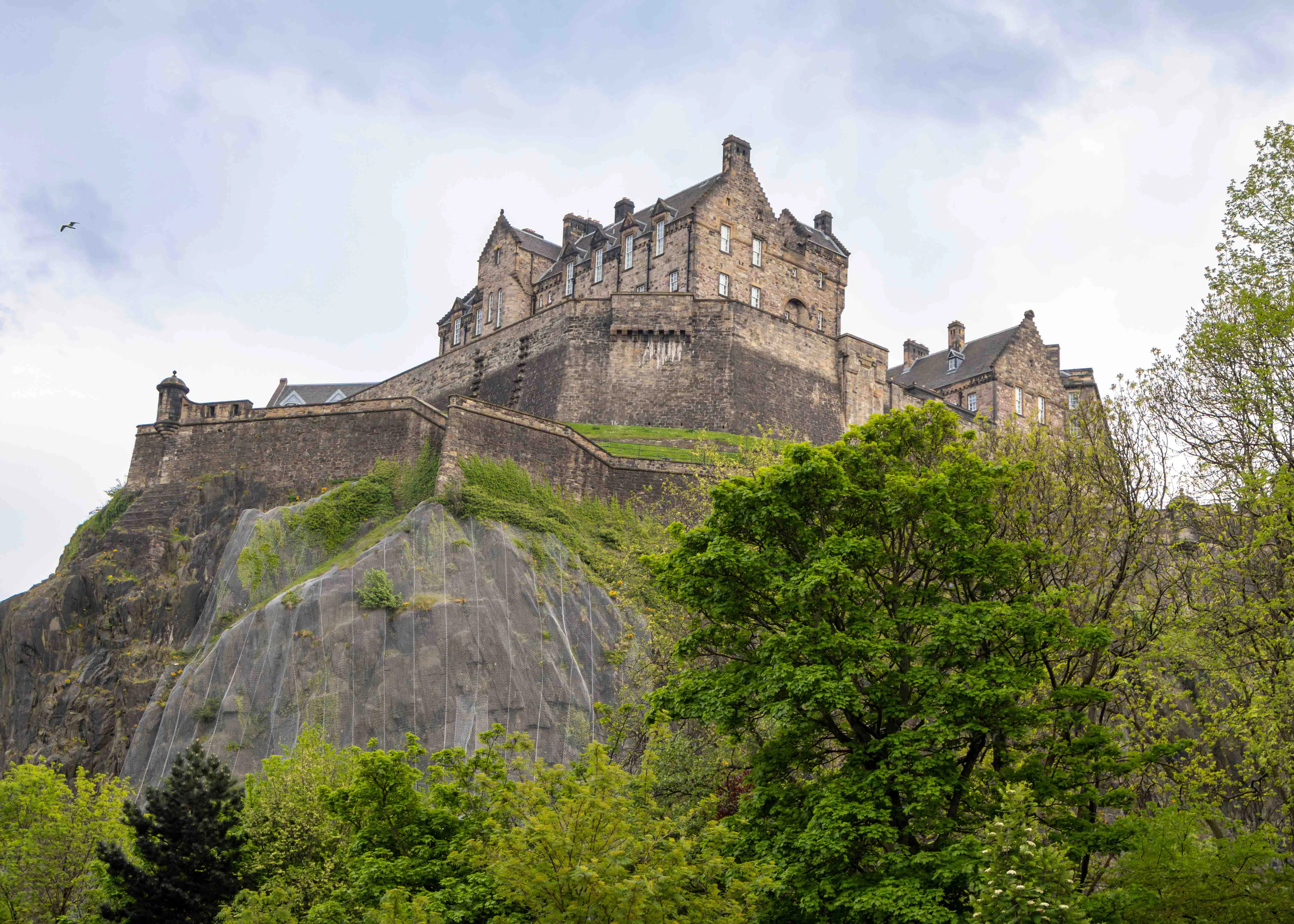 Castle Rock, Edinburgh | Edinburgh Kalesi'nin 140 metre